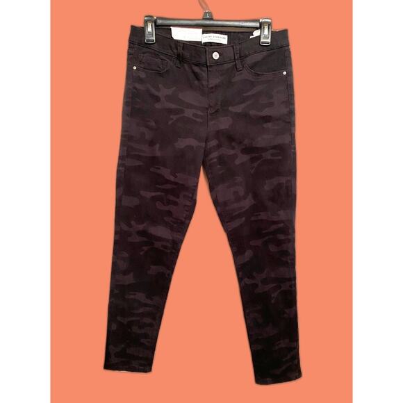 sanctuary womens cropped ankle skinny jeans size 6 black camo mid-rise NWT - Picture 1 of 6